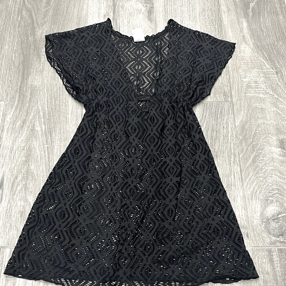 BECCA by virtue black lace cover up- XS/S